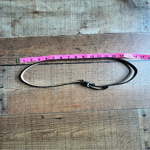 Ann Taylor Calf Skin White and Black Leopard Print Skinny Belt Womens SMALL - Picture 4 of 4